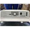 Image 5 : INSIGNIA HIGH EFFICIENCY WASHER, WORKING