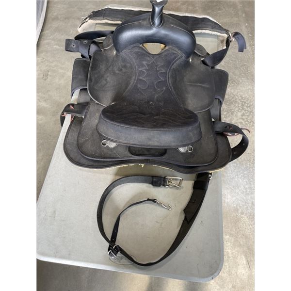 WINTEC SADDLE WITH 14" SEAT, STIRRUPS & STRAPS
