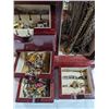 Image 3 : VINTAGE WOOD JEWELRY CASE W/ LOT OF JEWELRY CONTENTS