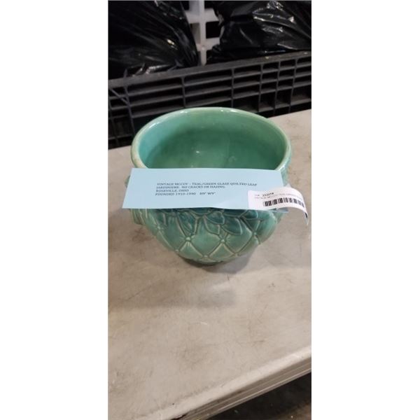 VINTAGE MCCOY-TEAL/GREEN GLAZE QUILTED LEAF JARDINIERE. NO CRACKS OR HAZING