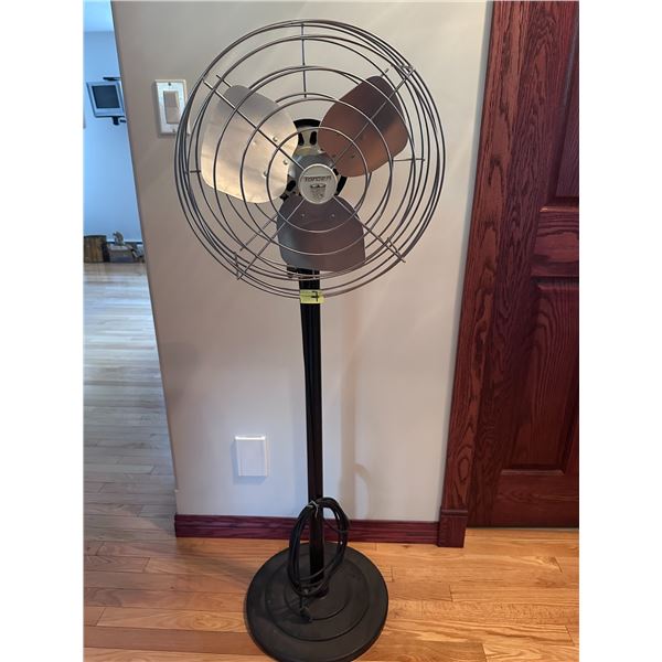 Floor fan by Torcen - heavy duty