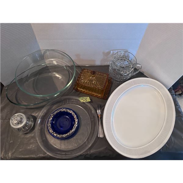 Kitchen glass items