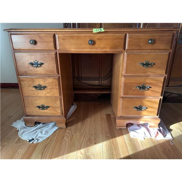 Maple wood student desk