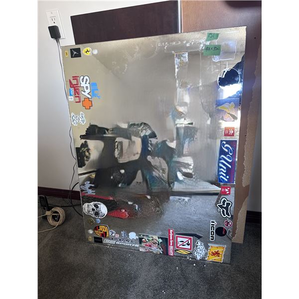 Wall mirror 40" x30"