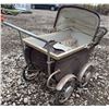 Image 4 : Mid-20th Century Baby Pram Carriage with Metal Frame and Fabric Canopy