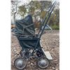 Image 3 : Early Metal and Canvas Baby Doll Stroller with Foldable Hood and Four Wheels