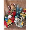 Image 4 : Toys and Collectibles Lot: Dolls, Donald Duck, Train, View-Master Reels
