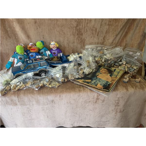 Muppets Plush, OceanRunner Toy Car, Wade Whimsies, Vintage Magazines