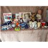 Image 1 : Collectibles: Toys, Ceramics, Records, Dolls, Kitchenware, Decor