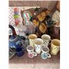Image 4 : Collectibles: Toys, Ceramics, Records, Dolls, Kitchenware, Decor