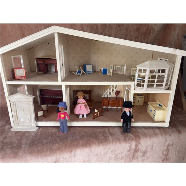 Lundby Dollhouse with Miniature Furniture, Accessories, and Three Dolls