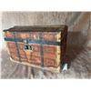Image 18 : Doll Shoes and Socks with Two Vintage-Style Storage Trunks