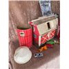 Image 5 : Fisher Price Barn, Play Family House, Matchbox Cars, Toys, Cracker Jack Tin