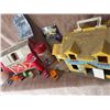 Image 7 : Fisher Price Barn, Play Family House, Matchbox Cars, Toys, Cracker Jack Tin