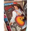 Image 14 : Elvis Presley Collectibles Lot: Magazines, Comics, Limoges Plate, Action Figure, Tokens