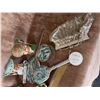 Image 5 : Three Lady Head Vases, Costume Jewellery, Purse, and Vanity Set Assortment