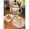 Image 3 : Decorative Mugs, Plates, 'Catzilla' Teapot, Cottage Jar, Vase and Faux Flowers