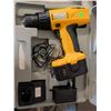 Image 8 : Maximum Screwdriver Set, Hand Tool Kit, Cordless Drill with Charger and Accessories