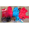 Image 3 : Wire Dog Crate, Soft Carrier, Clothing and Accessories Assortment