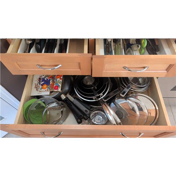 Oneida Stainless Steel Cookware and Open Kitchen Utensils Lot