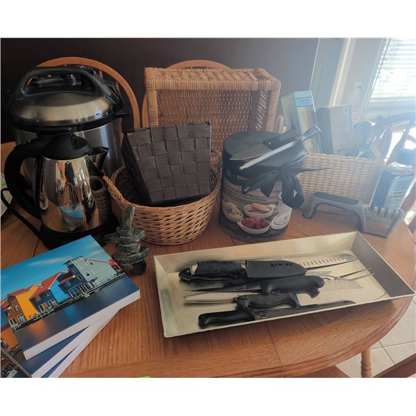 Breville Fast Slow Cooker, Kettle, Knife Tray, Chocolate Fondue Set, Baskets, Decor Lot