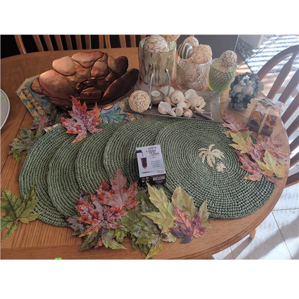 Table Decor Lot With Linens 'n Things Placemats, Decorative Bowls, Votives