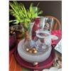 Image 5 : Decorative Tableware, Aynsley Pembroke Dish, Glass Vases, Placemats, Centrepieces