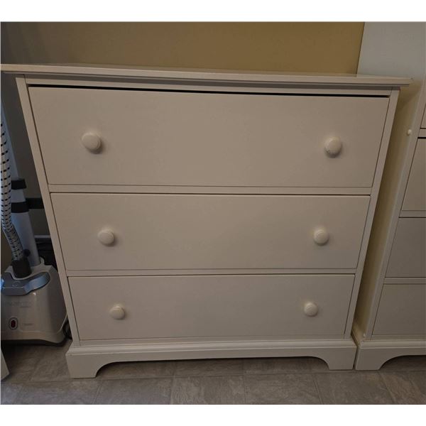 White 3-Drawer Dresser with Round Pulls and Decorative Base Trim
