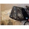 Image 9 : Tote Bags and Cosmetic Pouches Including Lancôme and Joseph Ribkoff