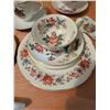 Image 4 : Fine Bone China Tea Cups, Plates & Mugs Royal Albert, Wedgwood, Limoges, Noritake
