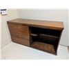Image 2 : Wooden Sideboard with 3 Drawers, Open Shelf Compartment, and Detachable Legs