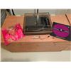 Image 2 : Dual 506 Belt Drive Turntable With Two Vinyl Records: Rod Stewart & Million Sellers