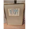 Image 3 : 3 Framed Bird Prints, Including Two Matching Songbird Pieces And One With Parrots