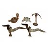 Image 1 : Lot: Brass Bird Figures, Glass Bird, Three Bluebirds, Metal Bird Sculpture