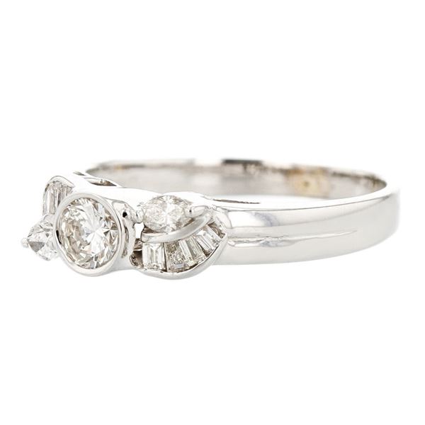 18K White Gold 0.55ctw Diamond Ring