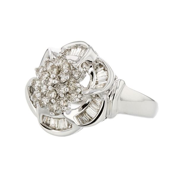 14K White Gold 0.90ctw Diamond Ring