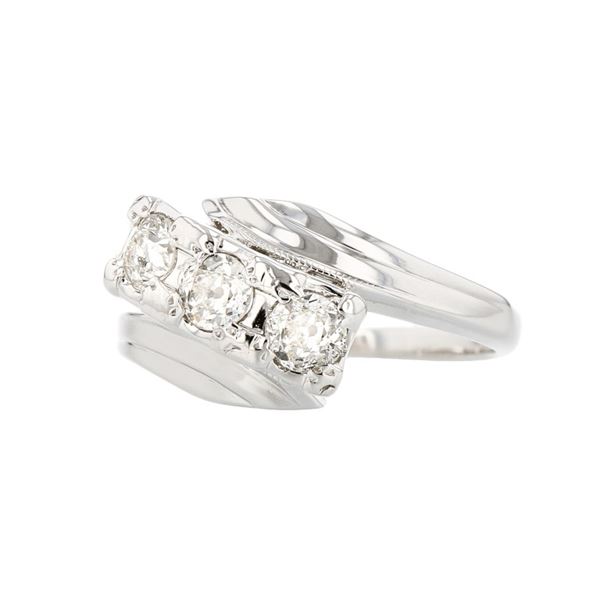 14K White Gold 0.80ctw Diamond Ring