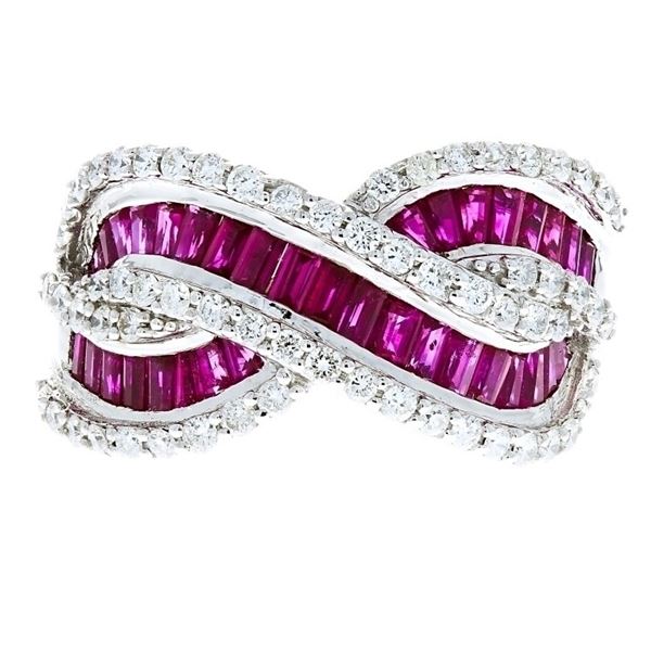 18K White Gold 3.00ct Ruby & 1.10ctw Diamond Ring