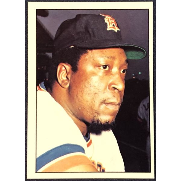 1975 SSPC BASEBALL GATES BROWN