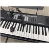 Image 4 : Alesis Harmony 61 Portable 61-Key Keyboard w/ Stand, Microphone & Power Adapter