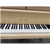 Image 6 : Sojin PG-2 Baby Grand Piano w/ Bench