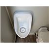 Image 7 : 2022 Comforts of Home 12' 2-Station Restroom Trailer w/ AC