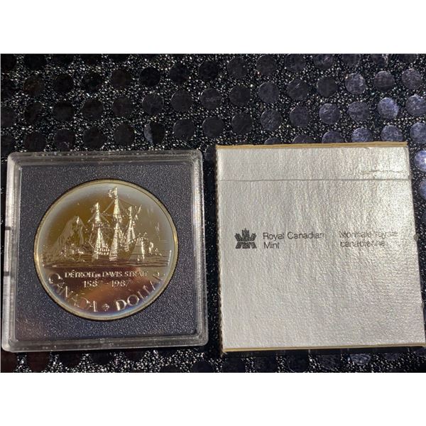 1987 Royal Canadian Mint Silver Dollar Davis Strait 500 Silver 23.4g with Case