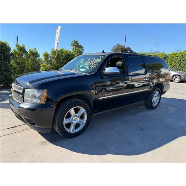 CHEV SUBURBAN 2013 T-DONATION