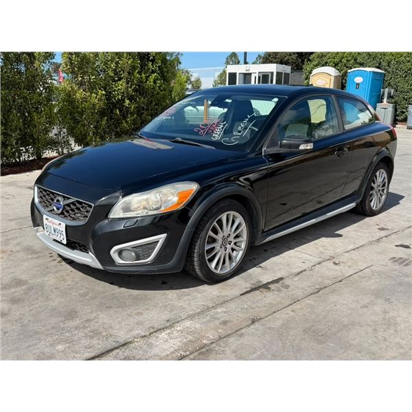 VOLV C300 2011 T-DONATION