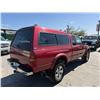Image 3 : TOYT TACOMA 1999 O/S TITLE 2 DAYS