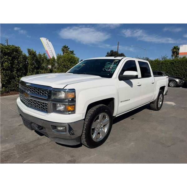 CHEV SILVERADO  2014 O/S TITLE 2 DAYS