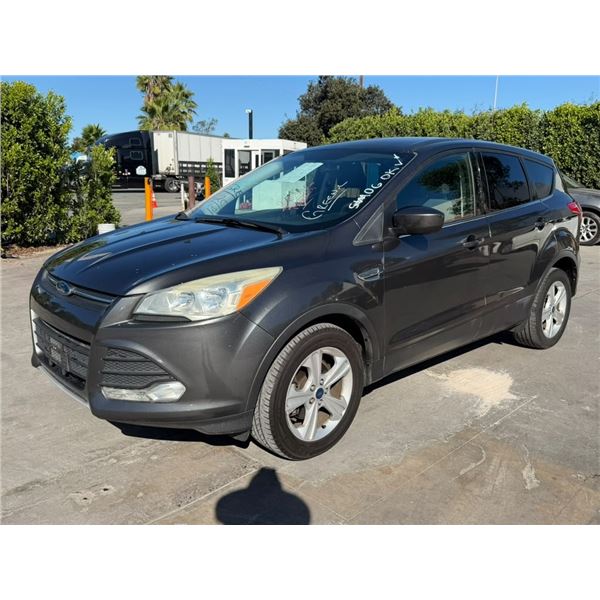 FORD  ESCAPE 2016 O/S-T SMOG-2 DAYS