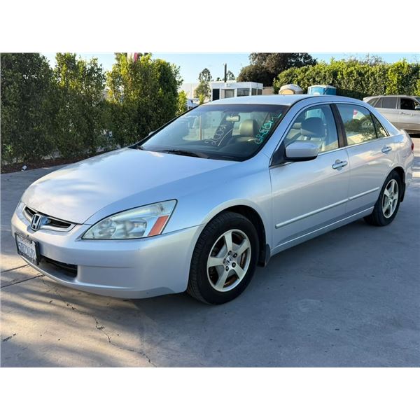HOND ACCORD 2005 T-DONATION