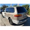 Image 4 : TOYT SIENNA 1998 T-DONATION